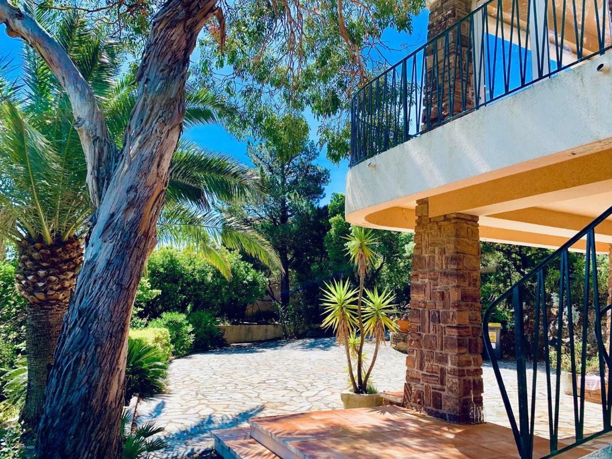 Villa Cavalaire Sur Mer Exterior photo